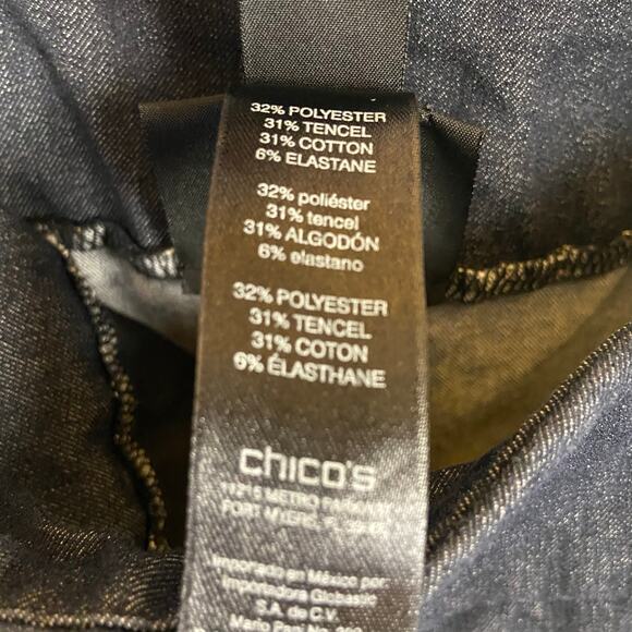 Chico’s So Slimming Women's Blue Pull On Bermuda Shorts Size 8 - Picture 5 of 8